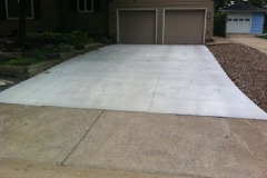 Installed-Concrete-Driveway-with-Broom-Finish-Milton-ON