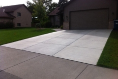Regular-Colored-Concrete-Driveway-Installed-Milton-ON-1