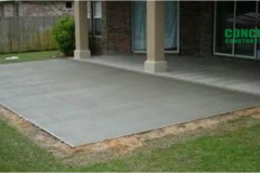 Freshly-Poured-Simple-Concrete-Patio-Milton-ON