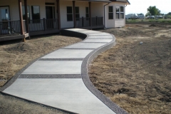 design-finish-concrete-walkway-milton-on