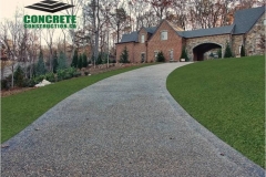 concrete-driveway-exposed-pebble-Milton-ON-MapleState-Construction-Inc